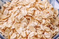 ?自動化顆粒包裝機(jī)—袋裝顆粒包裝設(shè)備買后要注意什么